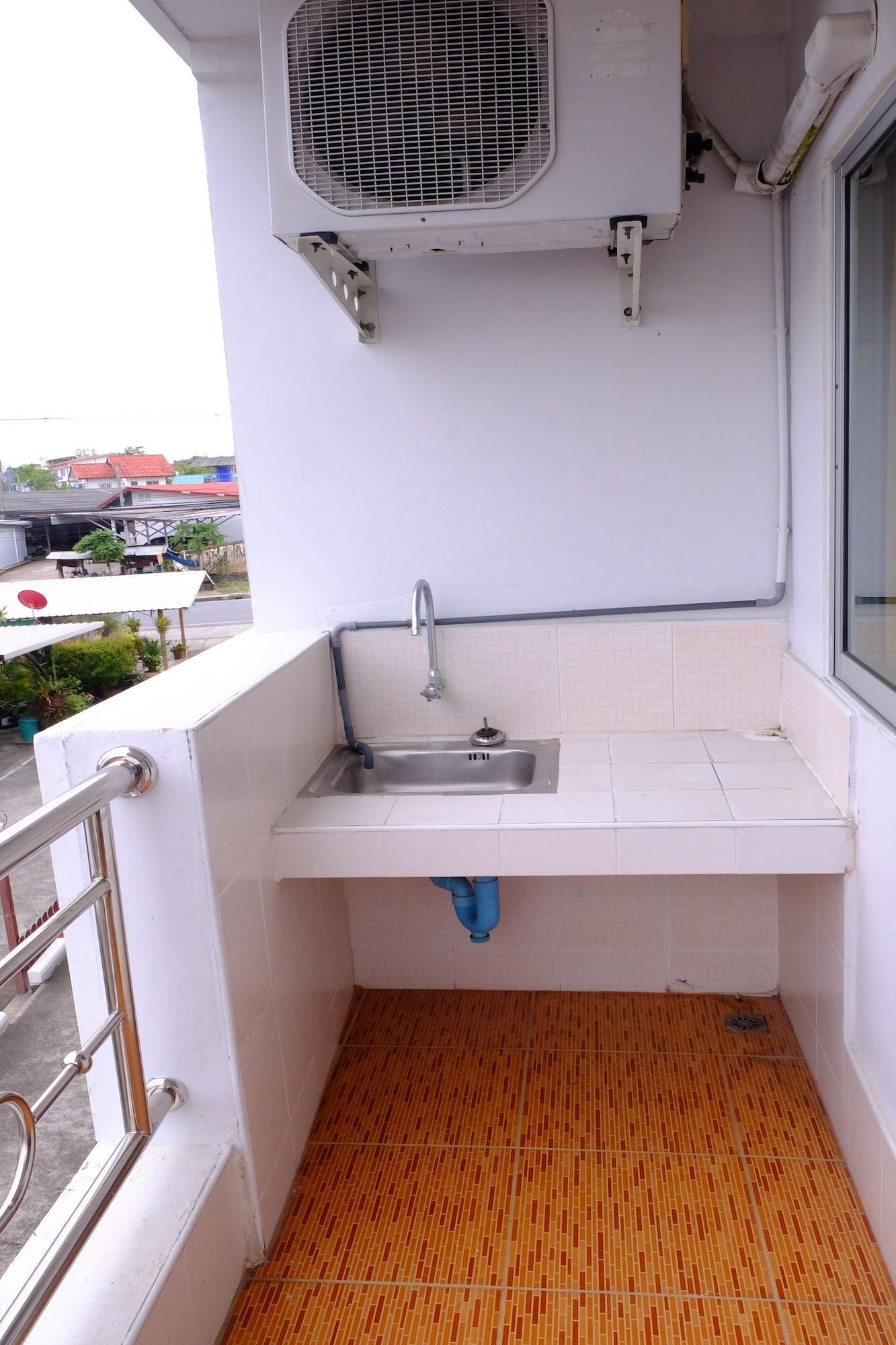 Banchang Apartment And Hotel Rayong Ngoại thất bức ảnh